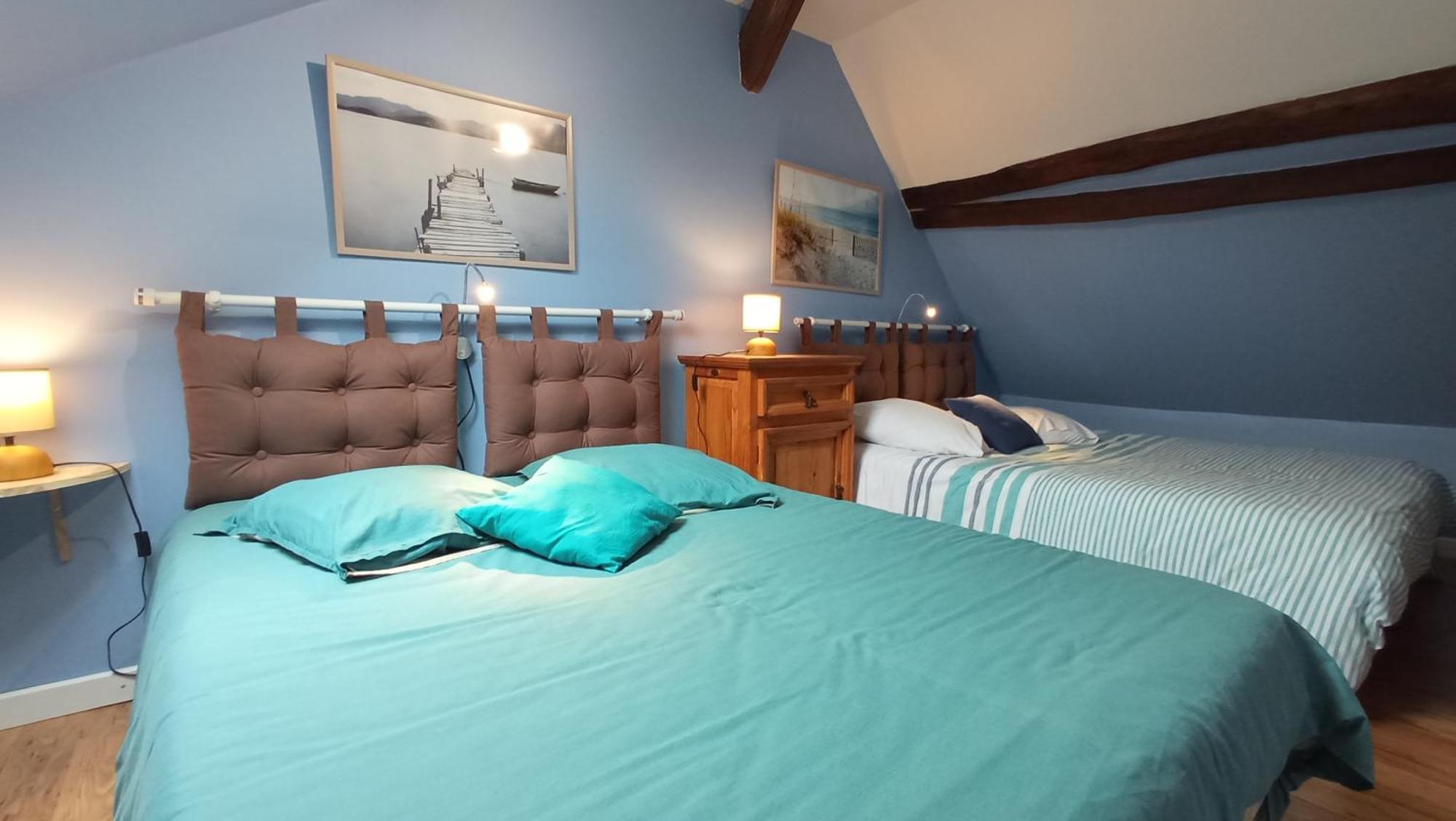 Chantilly ,Petit Dejeuner Et Table D'Hotes Possible Noyers  Екстериор снимка